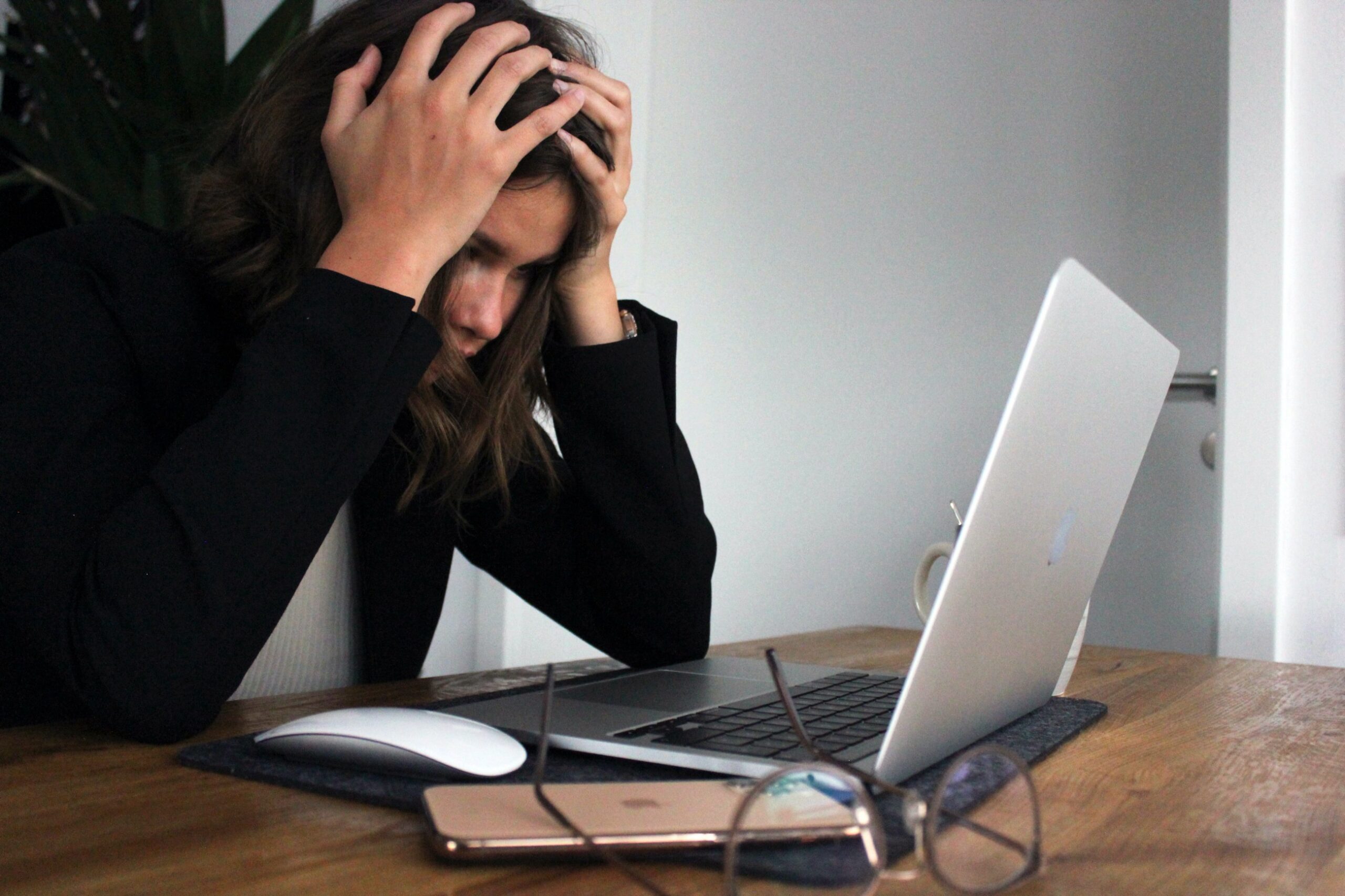 3 Tips On How To Survive Mercury Retrograde